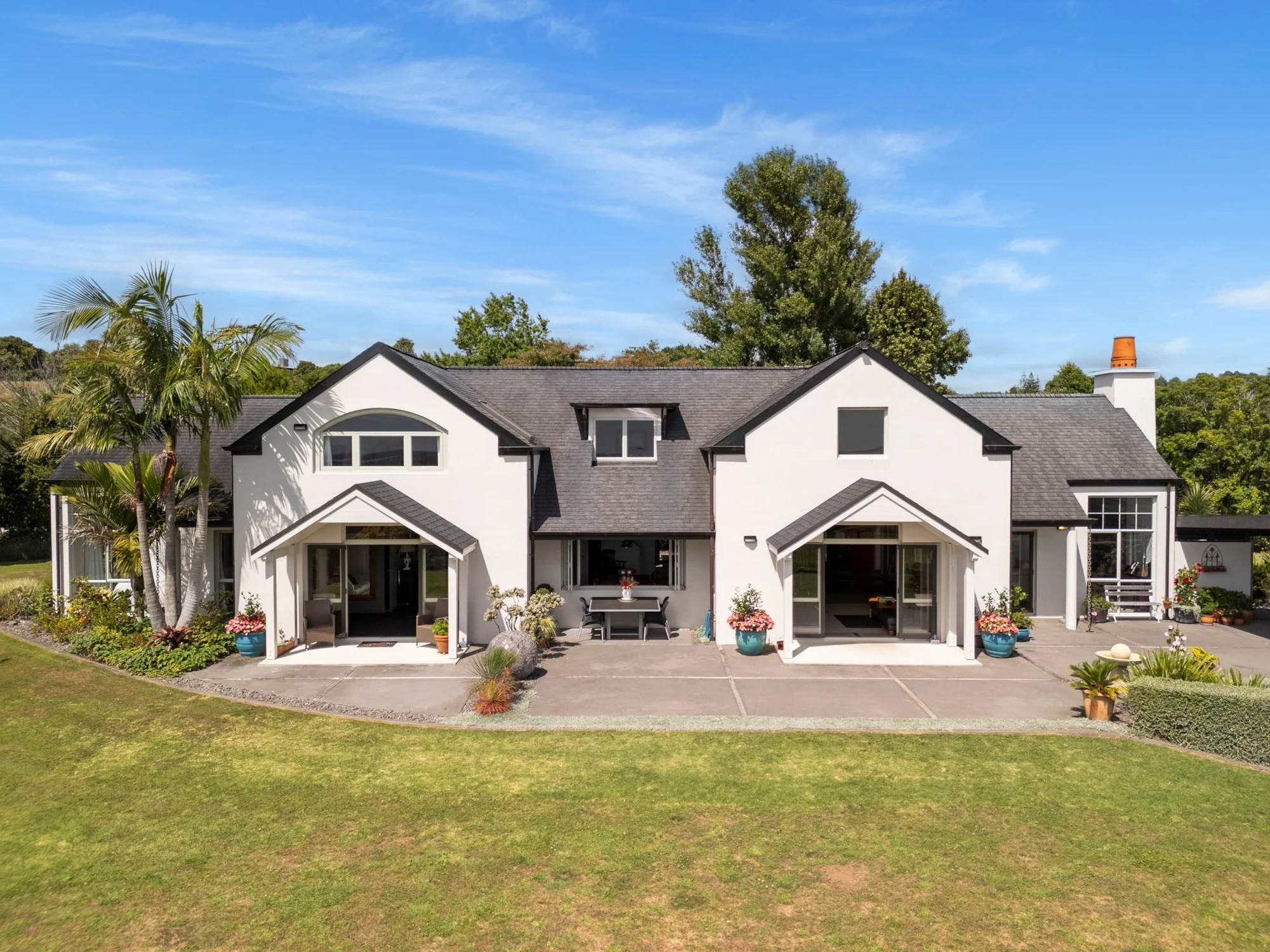 Whakamarama 4 Bedroom Sea Vistas & Rural Serenity