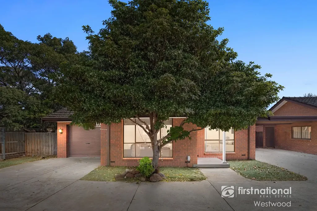 Werribee 2 Slaapkamer Tastefully Rejuvenated 2-Bedroom Unit