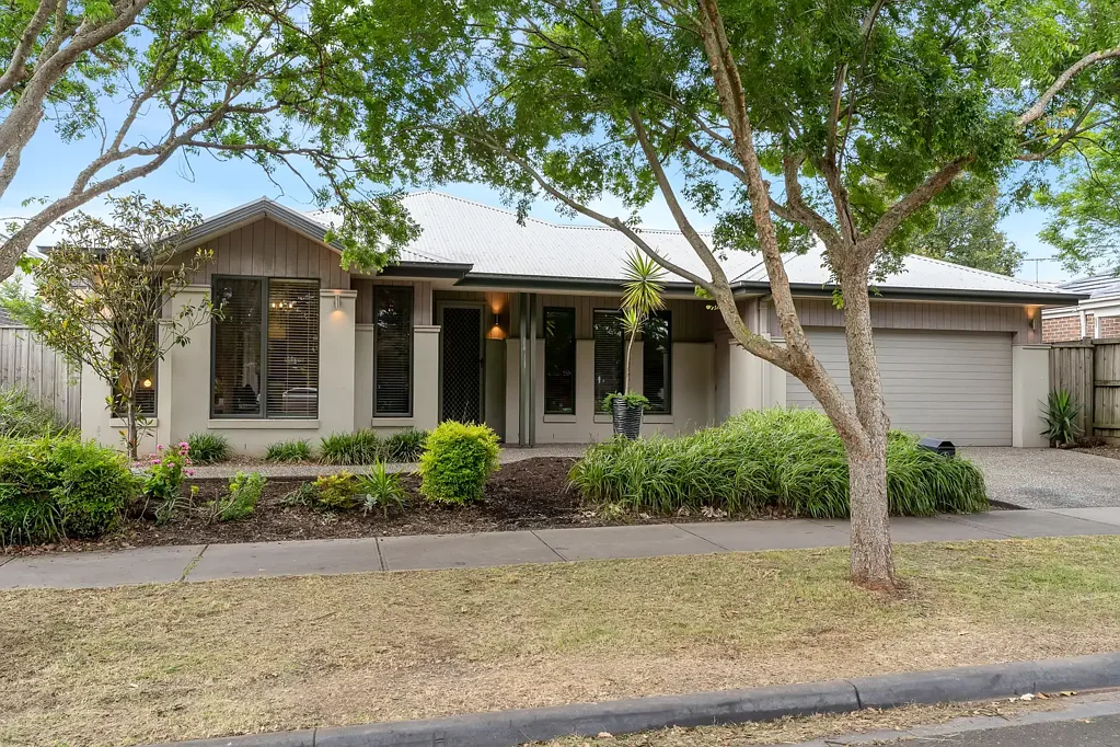 Craigieburn 4 Slaapkamer Luxury Ex-Display Home with Four Living Zones on a Generous 640m²