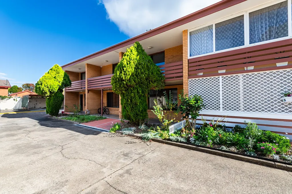 Stylish Living with a Community Feel