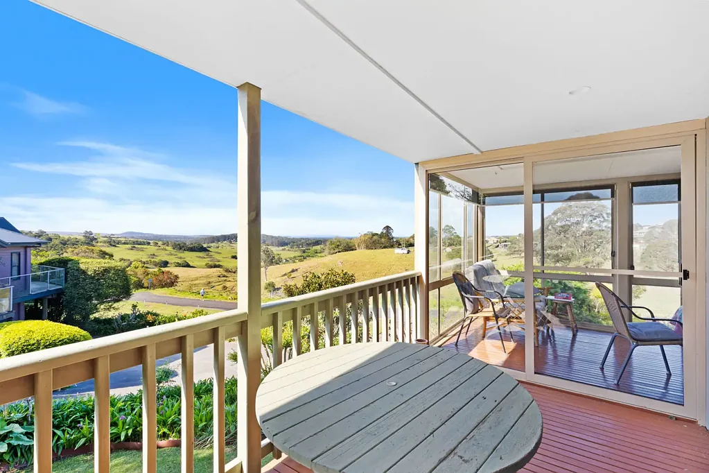 Milton 3غرفة نوم Motivated Seller - offers invited for this incredible property with stunning rural and coastal outlook!