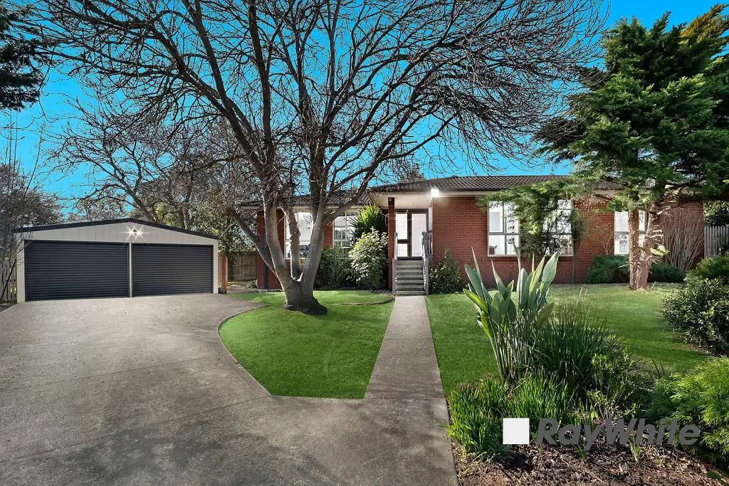 4 Wild Court, Endeavour Hills, VIC 3802