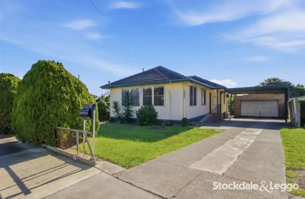 Available Now – 4-Bedroom Family Home