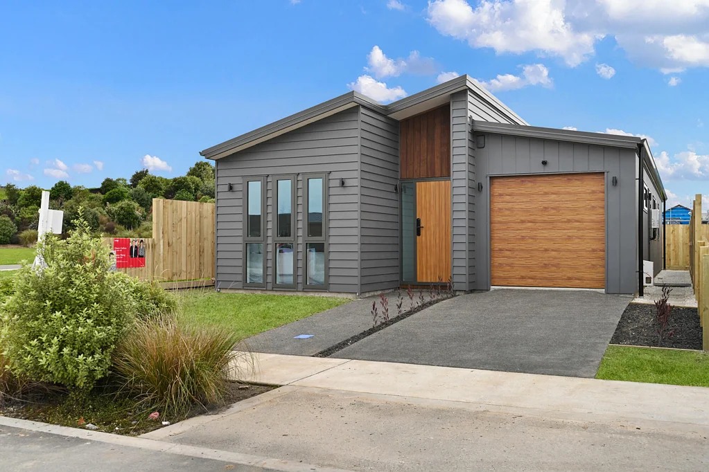 Rototuna North 3Moenga Brand New Standalone & Freehold