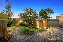 7 Rachael Drive, Mooroolbark