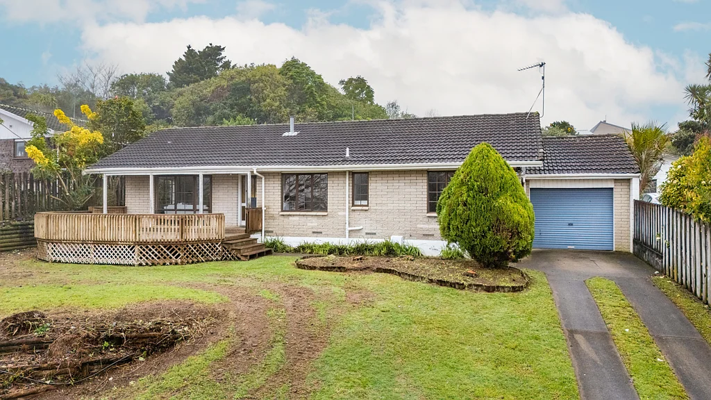 39 Pohutukawa Drive, Pukete, Hamilton, Waikato