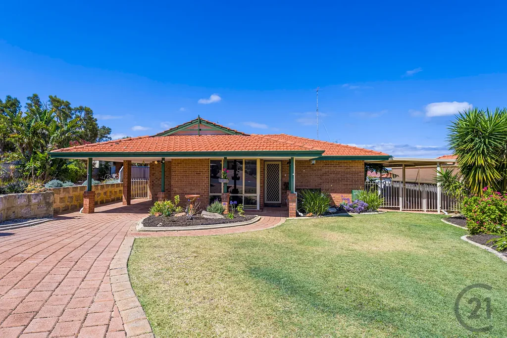 1/5 Fulmar Place, Halls Head, WA 6210
