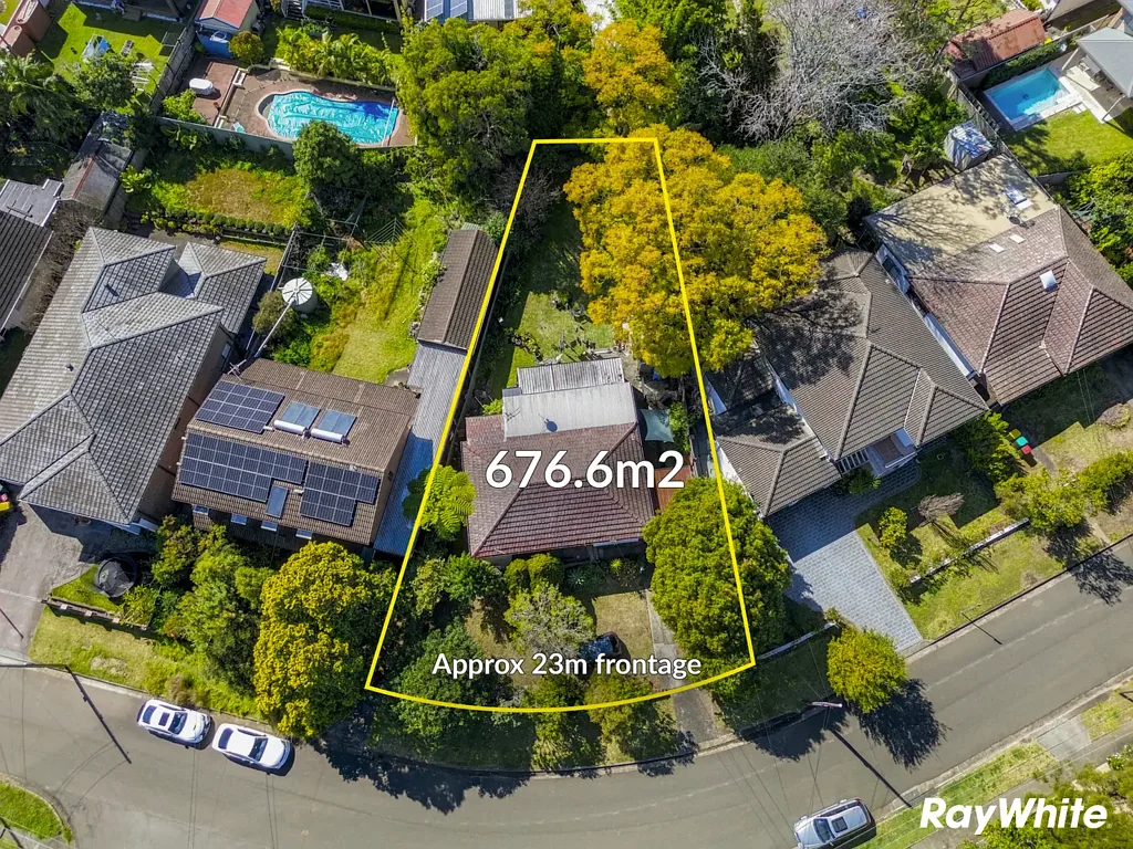 North Ryde 3Kwarto Exciting development opportunity, short walk to North Ryde Metro