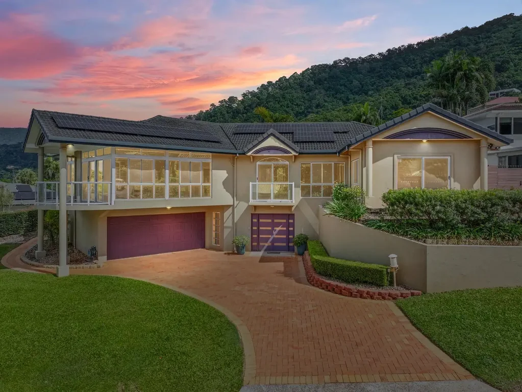 2 Olfersia Court, Mooroobool, QLD 4870