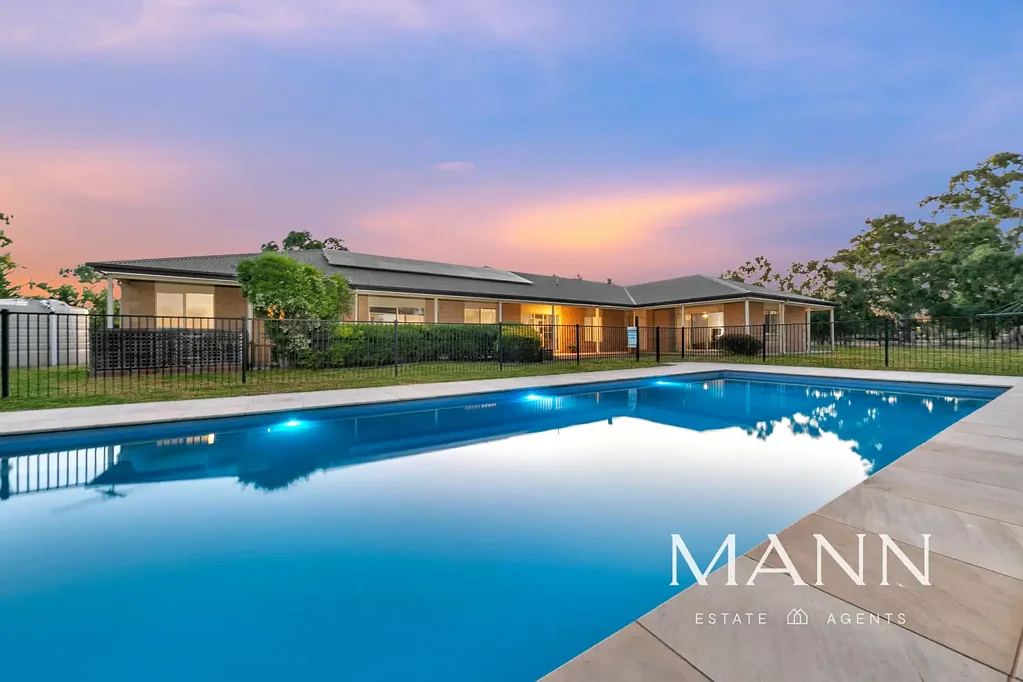 40 Cooinda Avenue, Mickleham, VIC 3064