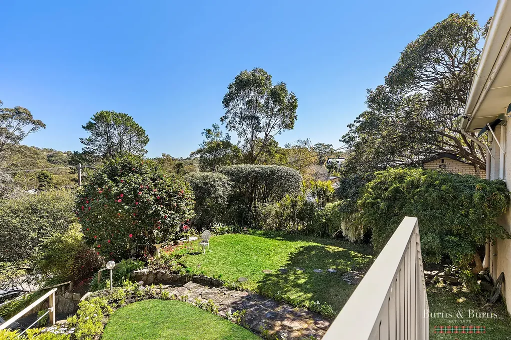 33 Gould Avenue, St Ives Chase, NSW 2075