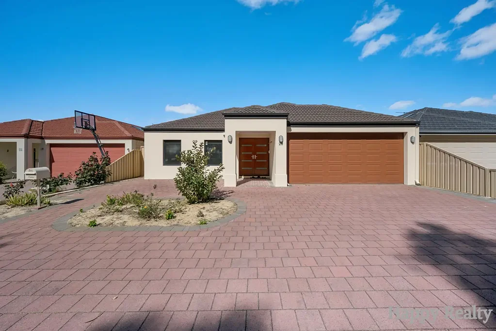 Canning Vale 4房  Modern Family Living with Extensive Upgrades