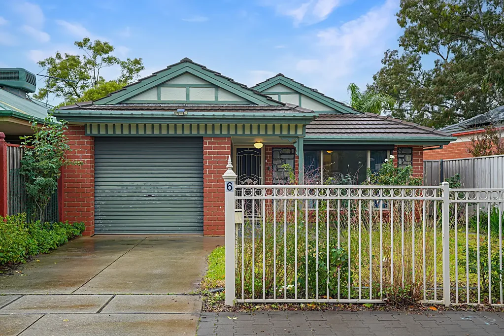 Comfortable 3-Bedroom Home with Garage, Verandah & Low-Maintenance Living