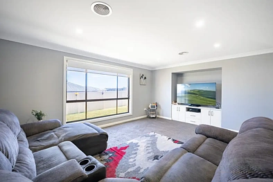 56 Graham Drive, Kelso, NSW 2795, 4 slaapkamers, 2 badkamers, House