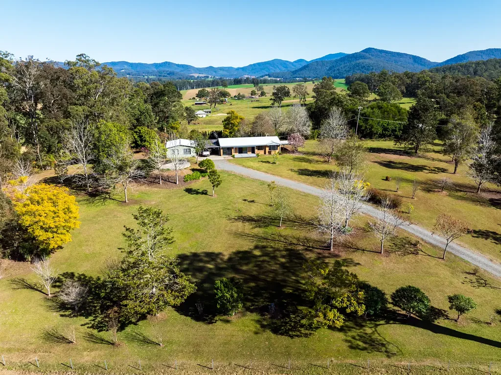 Upper Rollands Plains An Idyllic Country Retreat with Panoramic Views