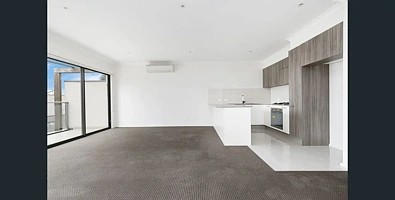 13 Old School Road, Notting Hill, VIC 3168, 3 phòng ngủ, 3 phòng tắm, Townhouse