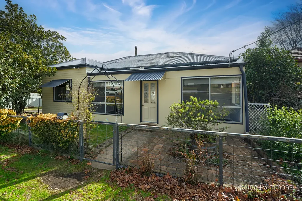 Walcha 4ਬੈੱਡਰੂਮ Room to Thrive, Indoors and Out, on Fitzroy Street