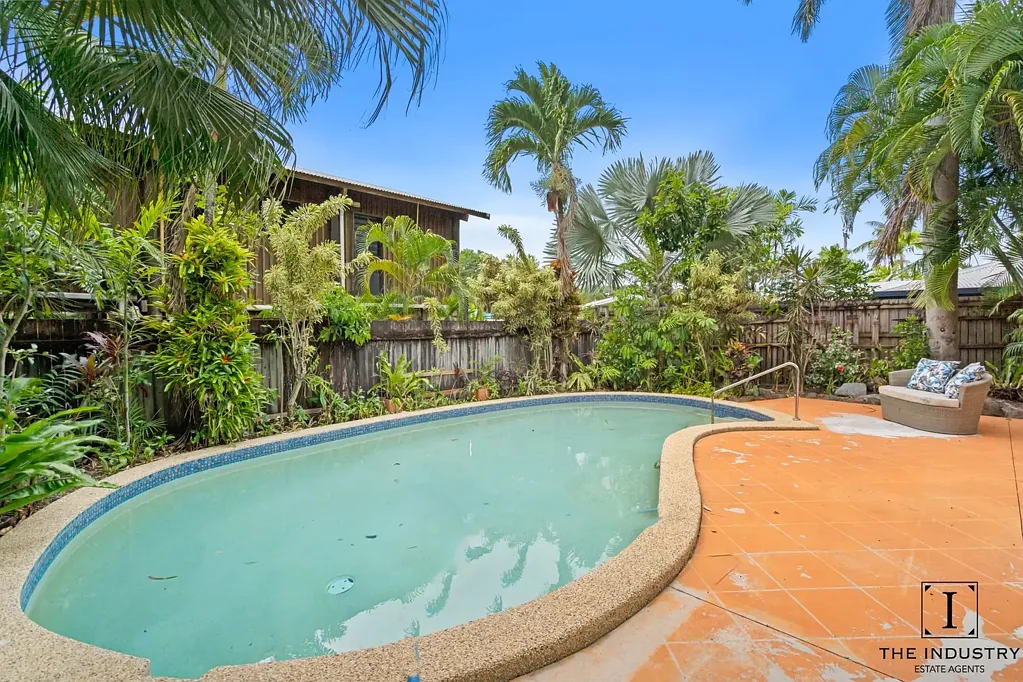 11-13 Wagtail Close, Kewarra Beach, QLD 4879