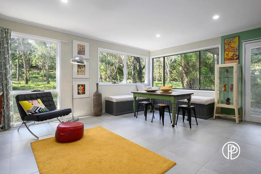 Badger Creek 3 Bedroom TRANQUIL COUNTRYSIDE LIVING WITH STYLISH MODERN UPDATES