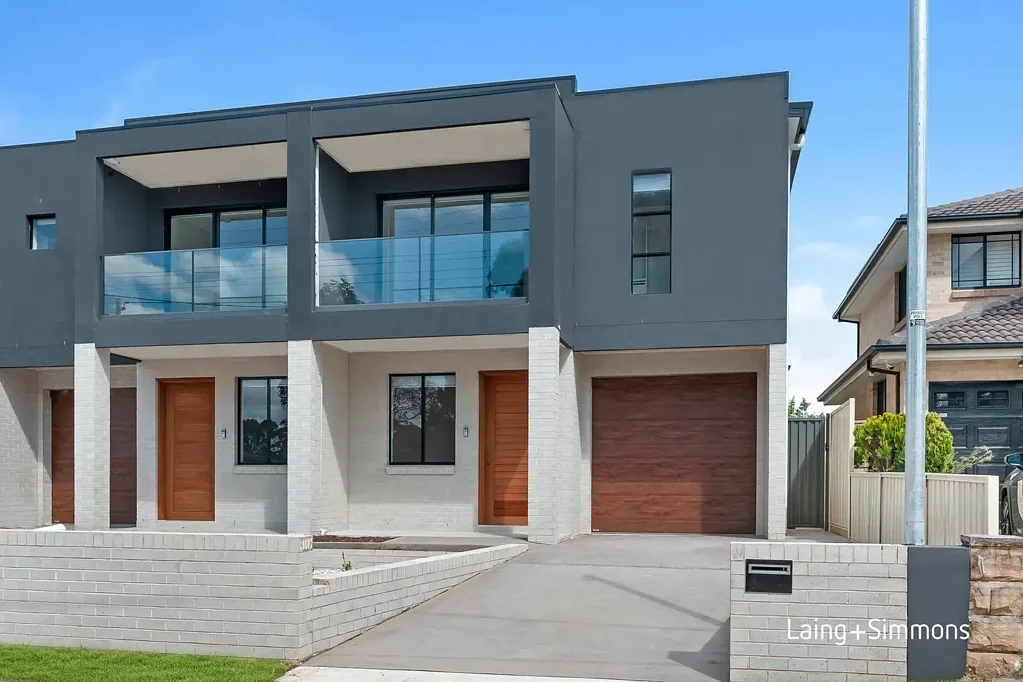LUXURIOUS FIVE BEDROOM DUPLEX