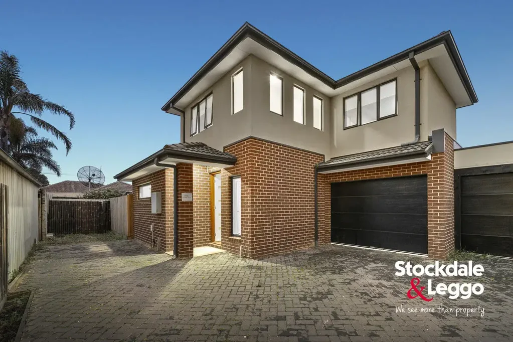 Fawkner 4 Bedroom Grand Scale Modern Living!