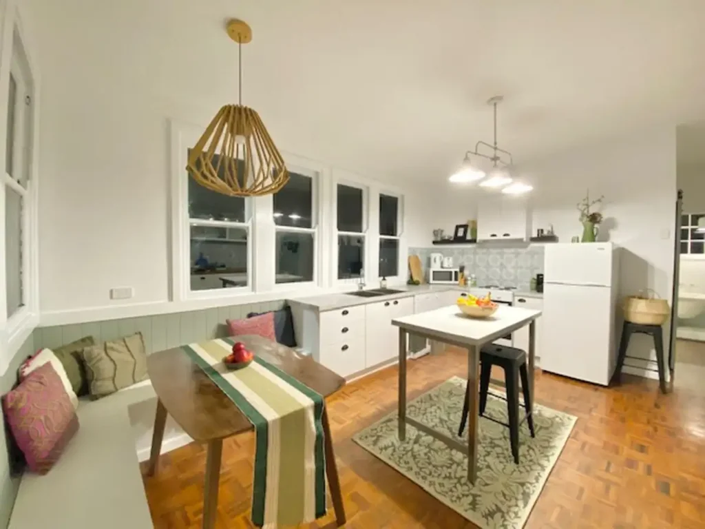 Charming 3-Bedroom Cottage for Rent