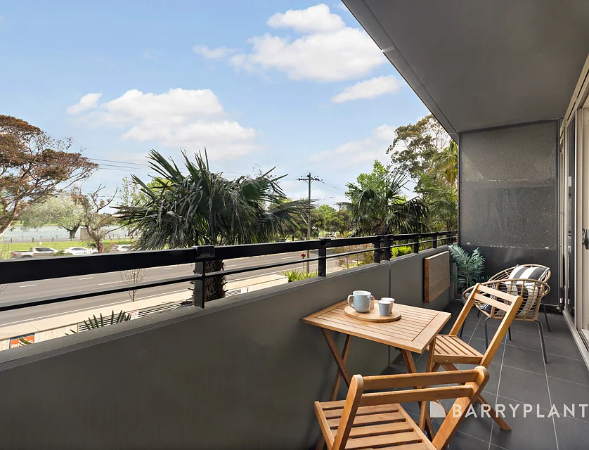 104/74 Queens Road, Melbourne, Melbourne CBD, 2 phòng ngủ, 1 phòng tắm, Apartment