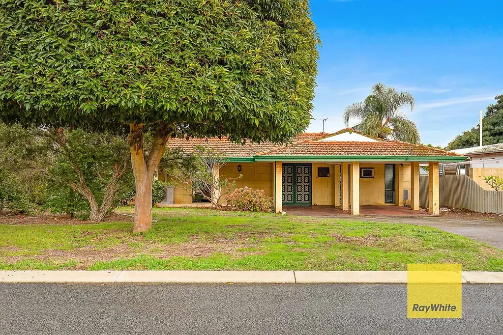 Thornlie 4 Slaapkamer Generous Spaces Inside And Out