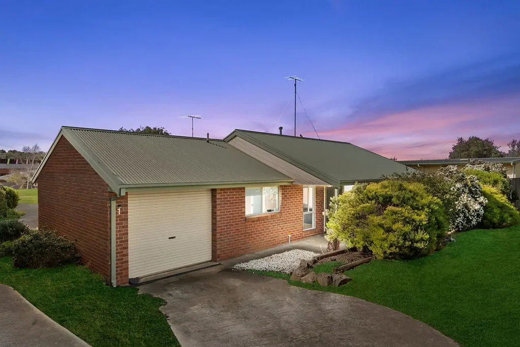 1/1 Bourbon Way, Waurn Ponds, VIC 3216