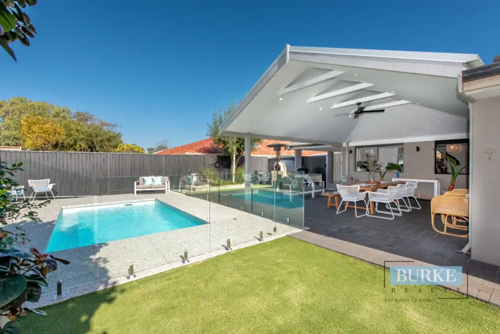 Padbury 4Kwarto Exceptional Family Living in Sought-After South Padbury