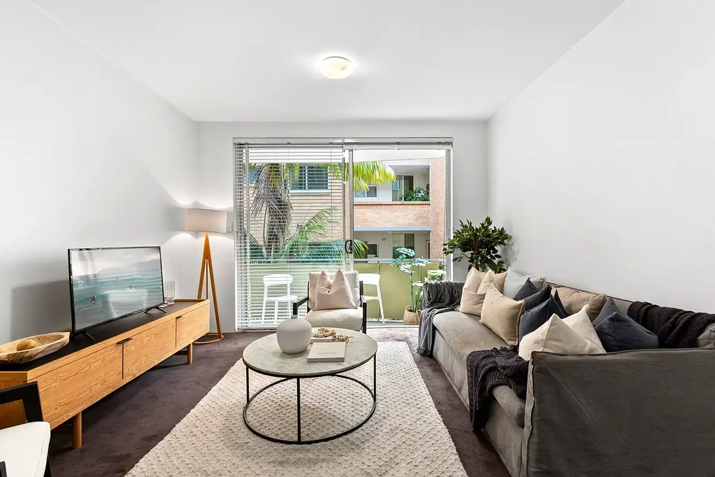 Light filled two bedroom apartment with LUG