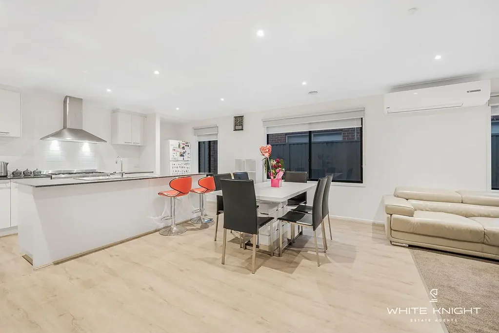 Fraser Rise 3Phòng ngủ Modern Elegance in a Prime Fraser Rise Location