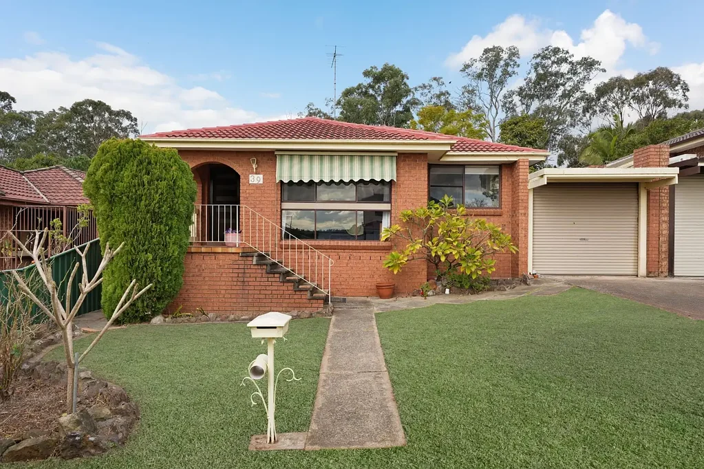 39 Dunkeld Place, St Andrews, NSW 2566