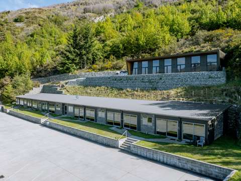 Frankton 18部屋 Exceptional Investment Opportunity with Views
