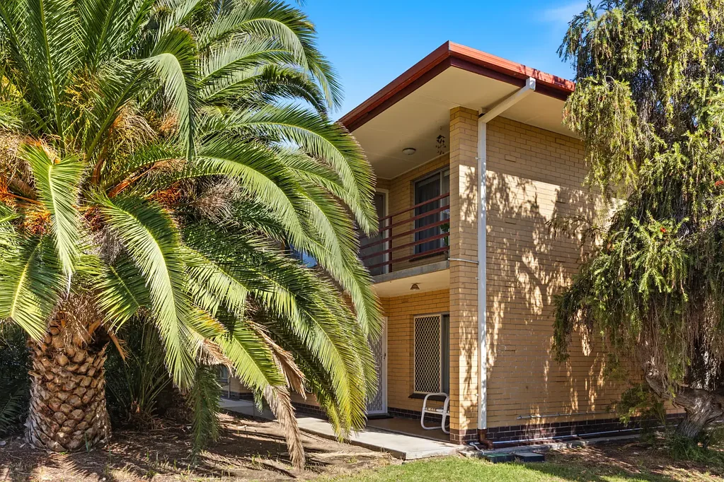 10/4 Douglas Grove, Glenelg North, SA 5045