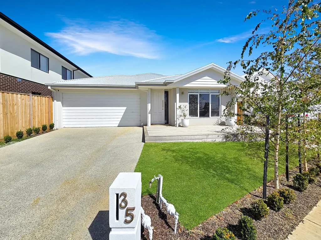 Incredible Family Home - Park Frontage!