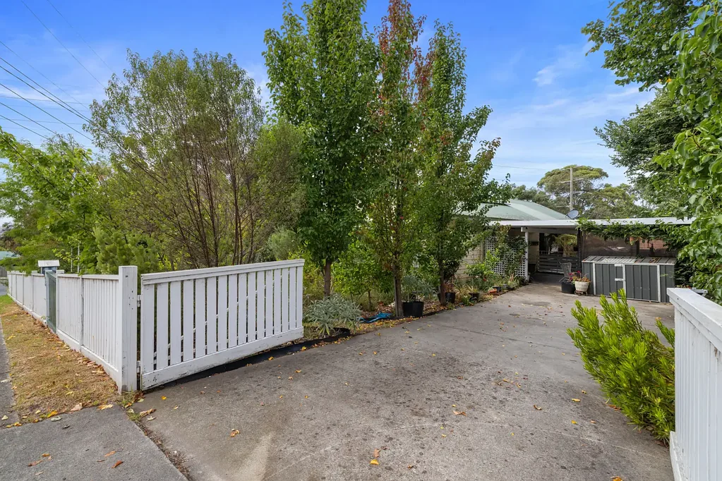 56 Jeffrey Street, Leongatha, VIC 3953