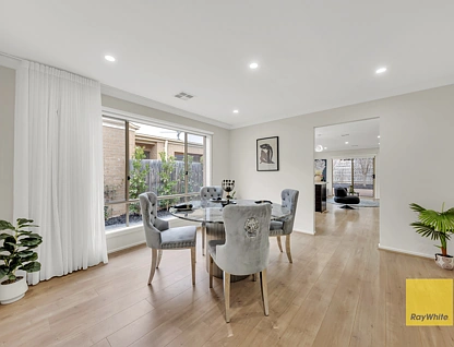 25 Millpond Drive, Point Cook, VIC 3030, 4 Kuwarto, 2 Banyo, House