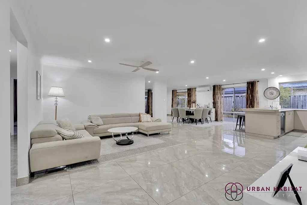 Wellard 4房  Grand Family Living in Emerald Park – Prestigious Dale Alcock Home