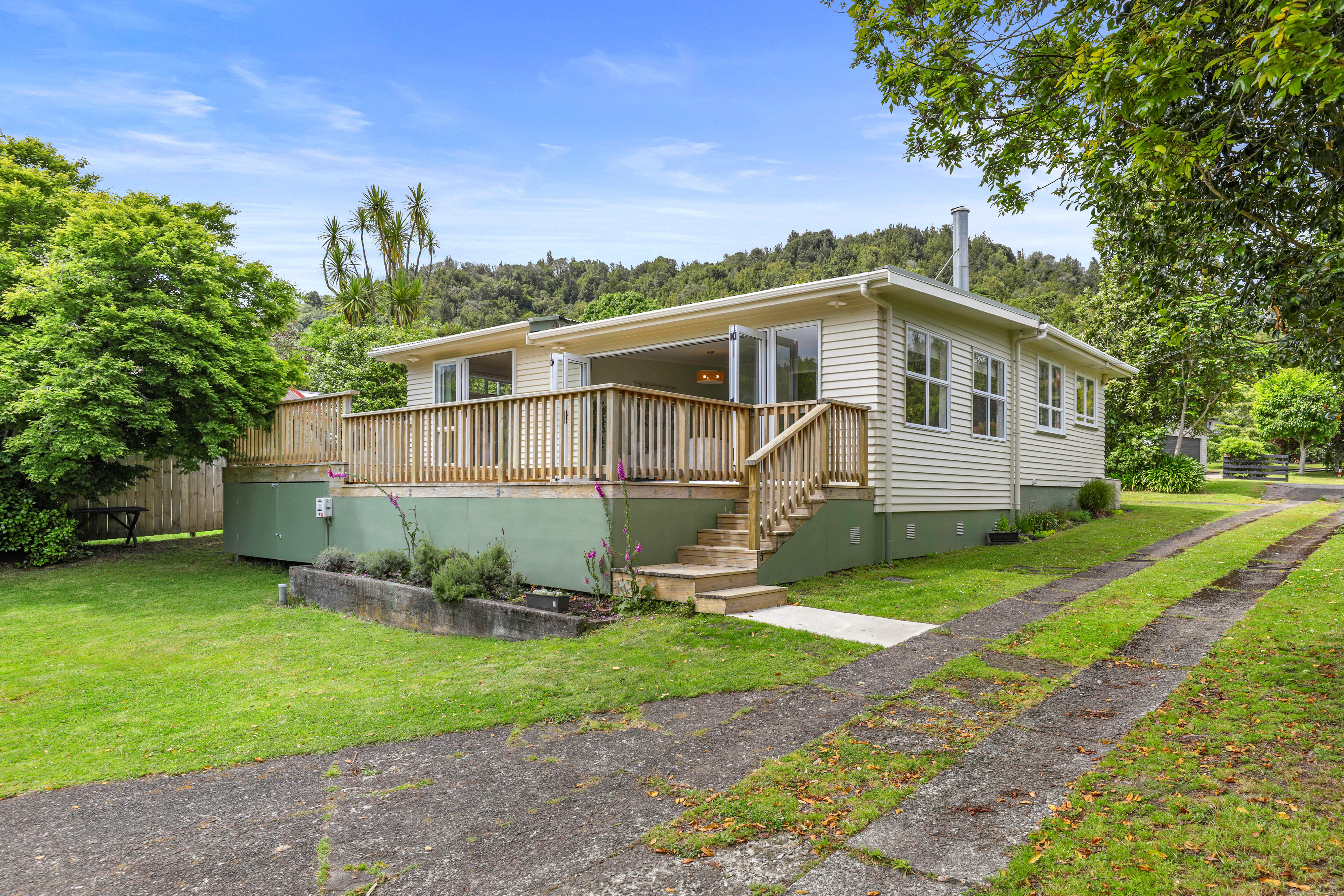 21 Oxford Road, Lake Rotoma