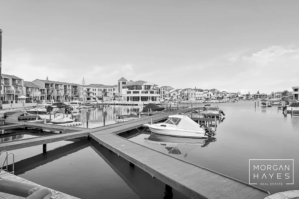 Wannanup 3Zimmer Secure Your Canal-Side Home With Your Own Mooring
