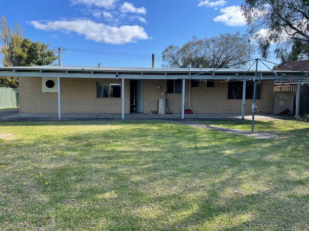 27 CHIEFTAIN CR, DUNSBOROUGH WA 6281, 0房, 0浴, House