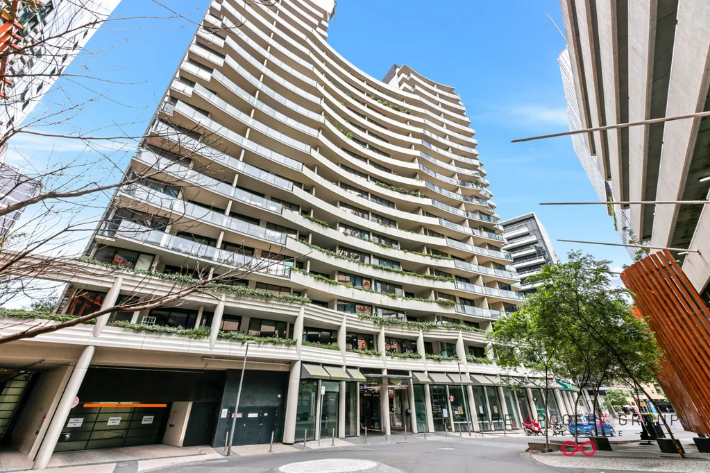 1002/8 Daly Street, South Yarra, VIC 3141