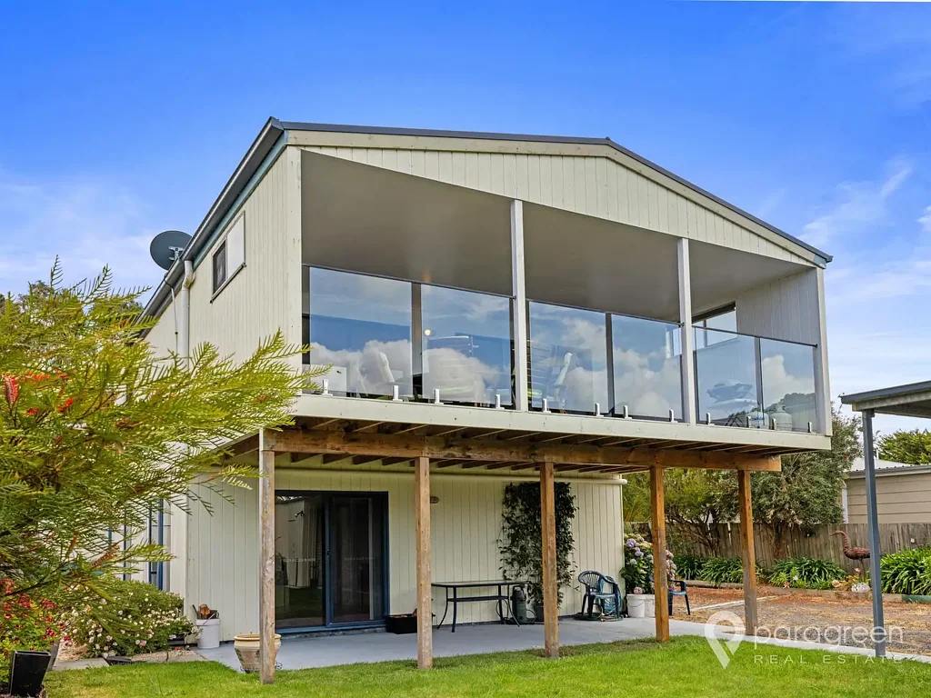 Port Welshpool 5कमरा LARGE TRI-LEVEL HOME IN PORT