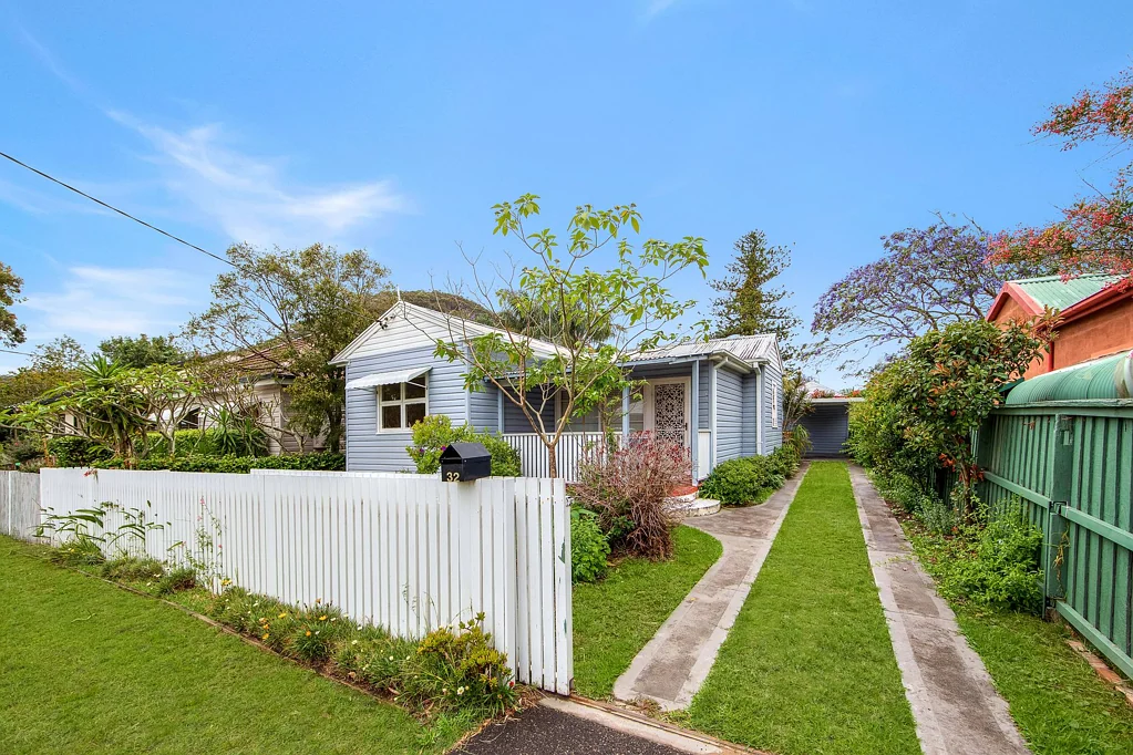32 Banksia Street, Ettalong Beach, NSW 2257