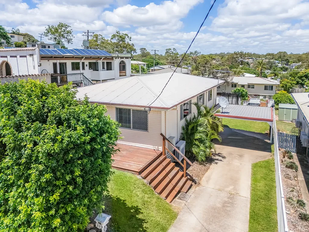 33 Wilson Street, New Auckland, QLD 4680
