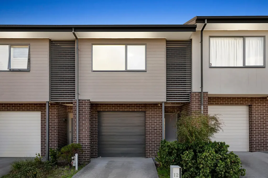 12 Cascades Way, Wantirna South, VIC 3152