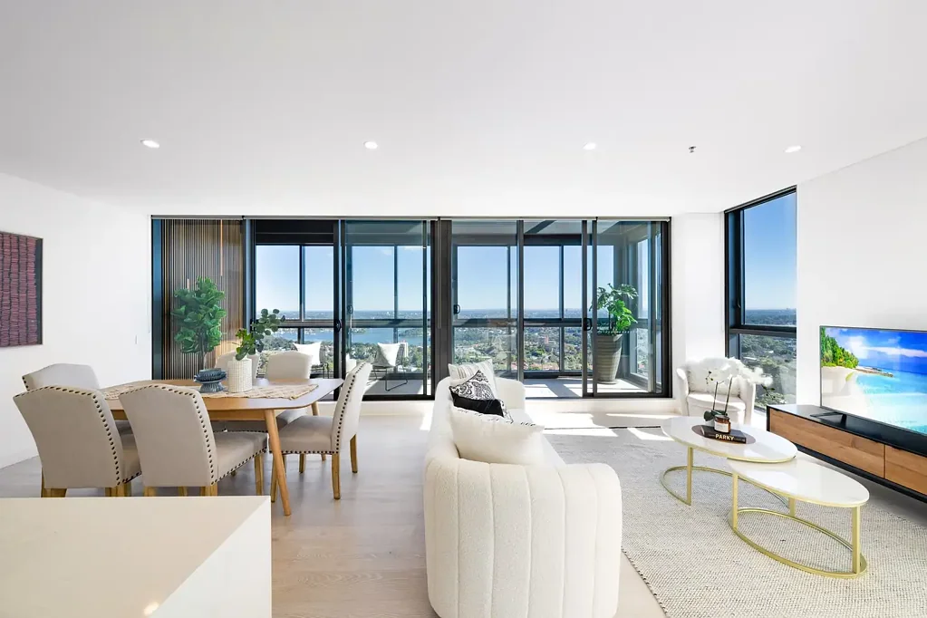 2202/150 Pacific Highway, North Sydney, NSW 2060