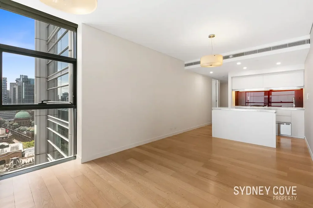 Sydney 1房 30层西向视野 落地窗纳光 世界级设施 礼宾服务 步行商圈 悠享繁华 LUXURY ONE-BEDROOM APARTMENT OFFERING THE ULTIMATE URBAN LIFESTYLE