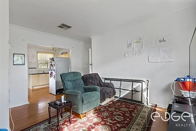 4 Stakes Crescent, Elizabeth Downs, SA 5113, 3 Bedrooms, 1 Bathrooms, House